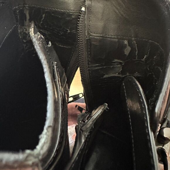 COACH Paulina Black Leather Ankle‎ Boots Embossed Snake Belt Booties Size 10 - Picture 8 of 10